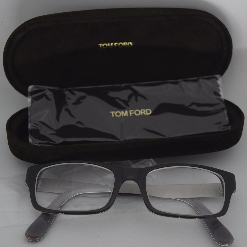 Tom Ford Eyewear TF5164 eyeglasses